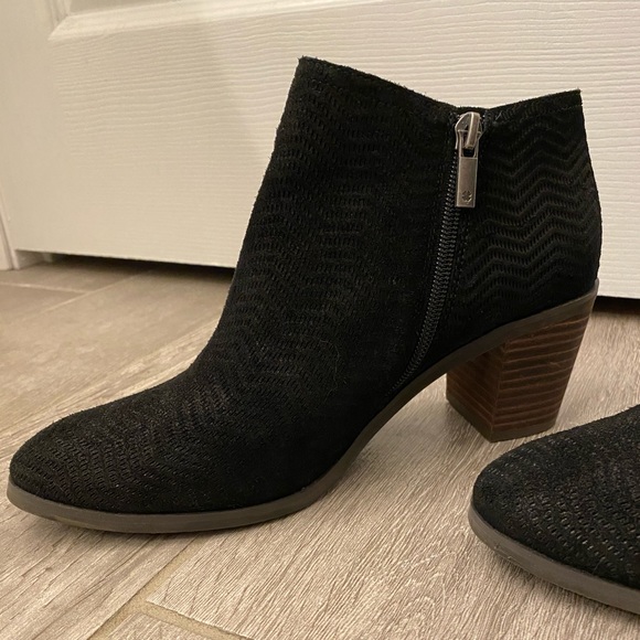 Lucky Brand black ankle boots - Picture 4 of 8